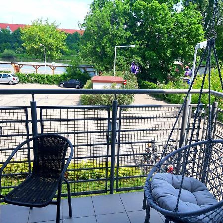 Na Grobli 123 Lägenhet Wrocław Exteriör bild
